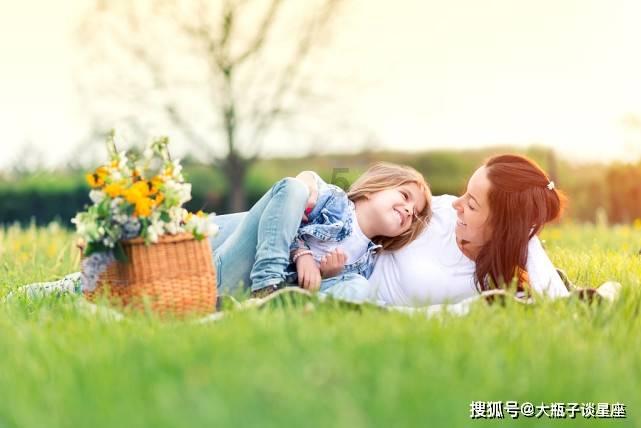 崩坏学园2人物皮肤怎么获得